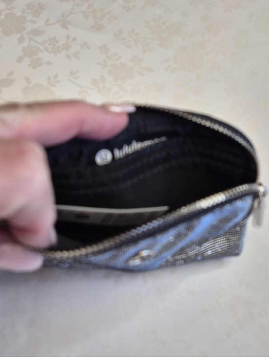 Lululemon Glitter Dark Silver Graphite Gray Clippable Card Pouch Wallet - Picture 6 of 8